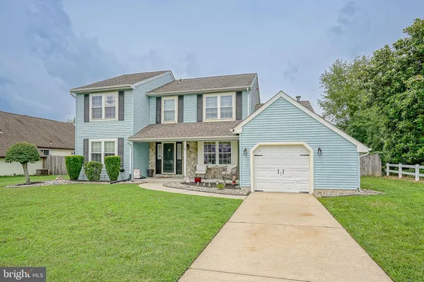 $450,000 | 9 Hemlock Drive, Blackwood, NJ 08012