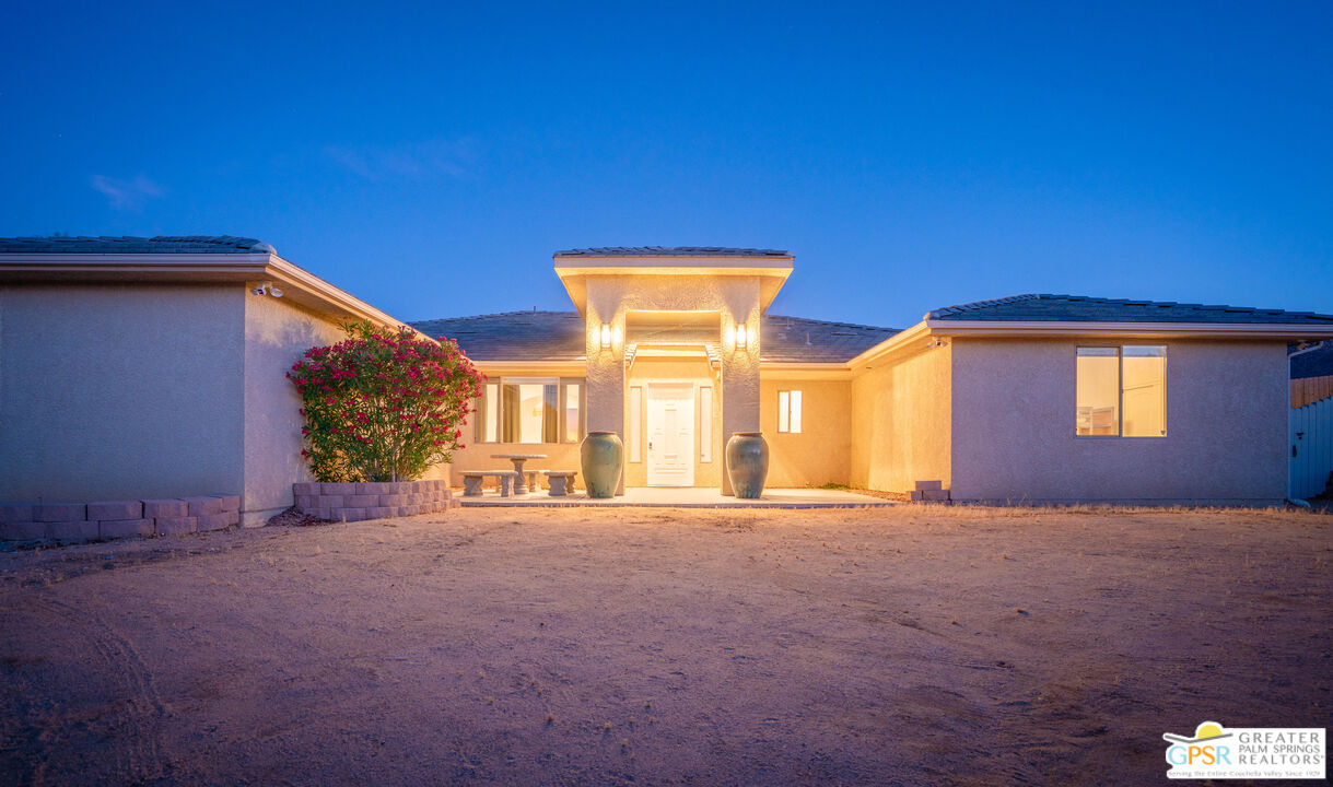7514 Sunset Road Joshua Tree, CA 92252 - Photo 60 of 69 a view of an empty room with a window