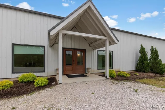 $799,000 | 8135 Hwy J, Perryville, MO 63775