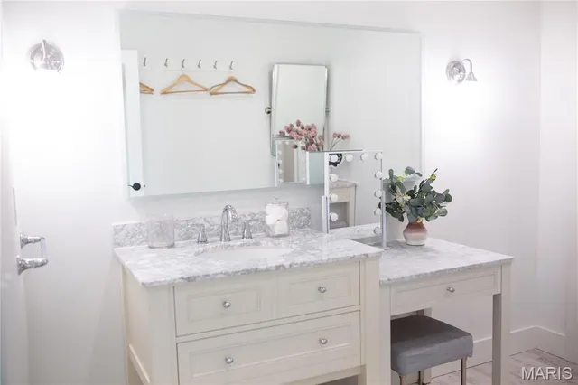 $799,000 | 8135 Hwy J, Perryville, MO 63775