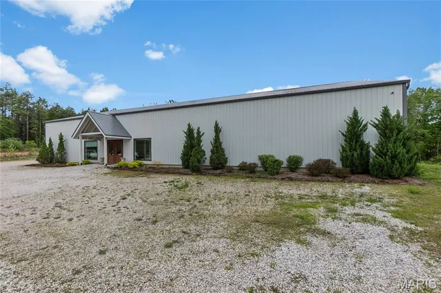 $799,000 | 8135 Hwy J, Perryville, MO 63775