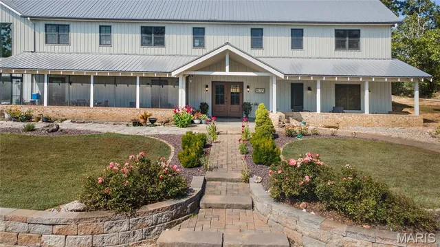 $799,000 | 8135 Hwy J, Perryville, MO 63775