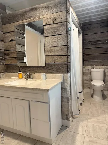 $799,000 | 8135 Hwy J, Perryville, MO 63775