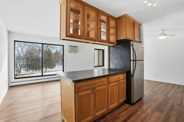 $120,000 | 4130 Rahn Road, Unit 206, Eagan, MN 55122