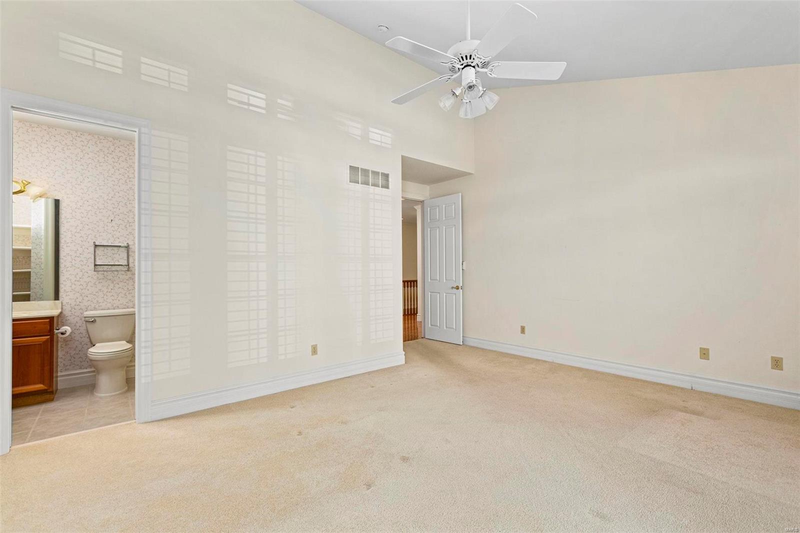 805 Stonebluff Court Chesterfield, MO 63005 - Photo 18 of 23