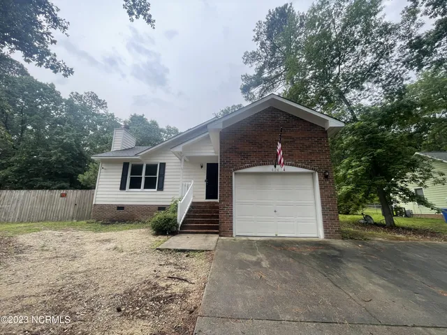 $1,700 | 424 Randolph Avenue, Fayetteville, NC 28311