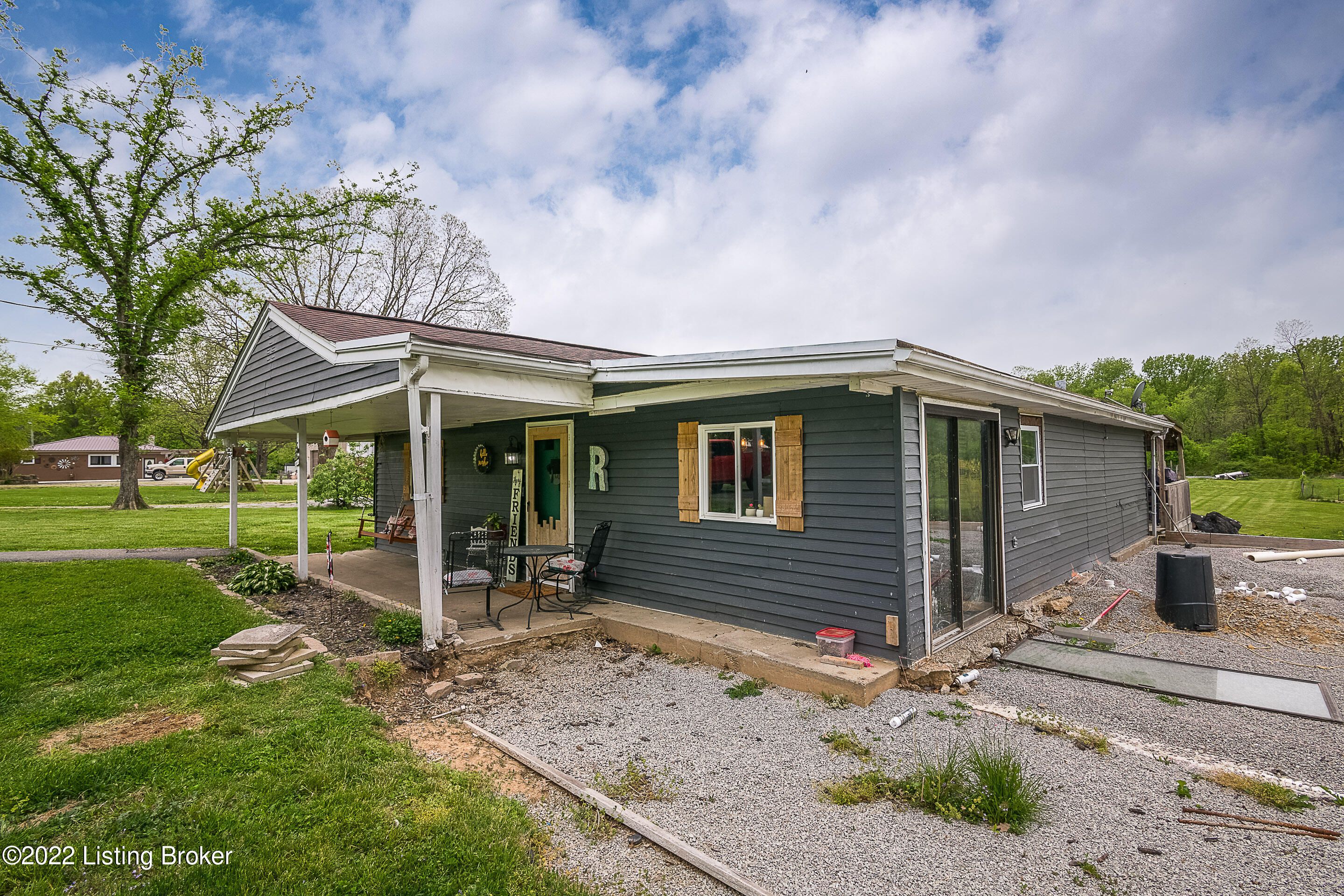 12700 Abbey Road Louisville, KY 40272 - Photo 3 of 40 DHI-103