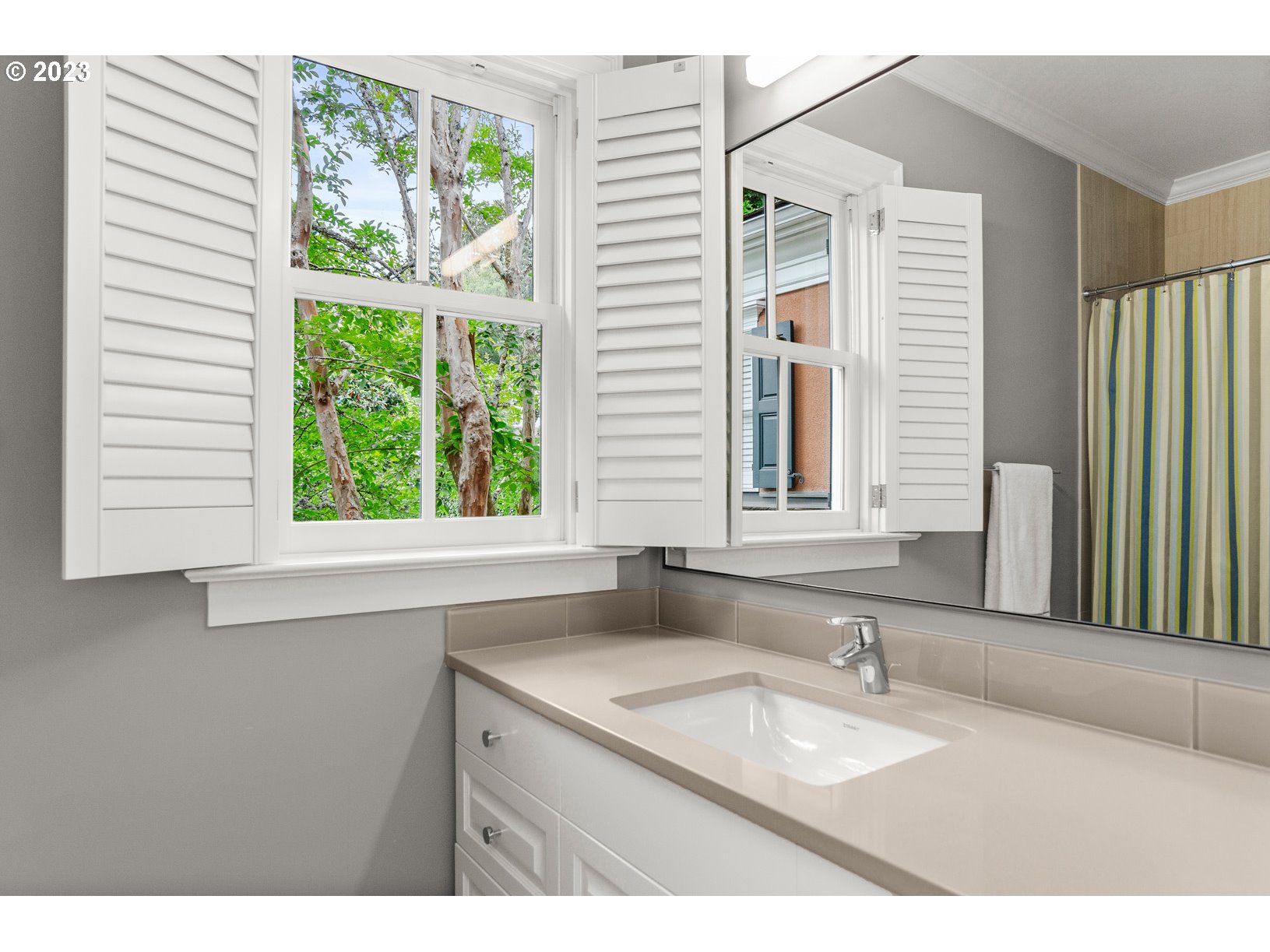 1600 Southwest Spring Street Portland, OR 97201 - Photo 33 of 47 Bathroom