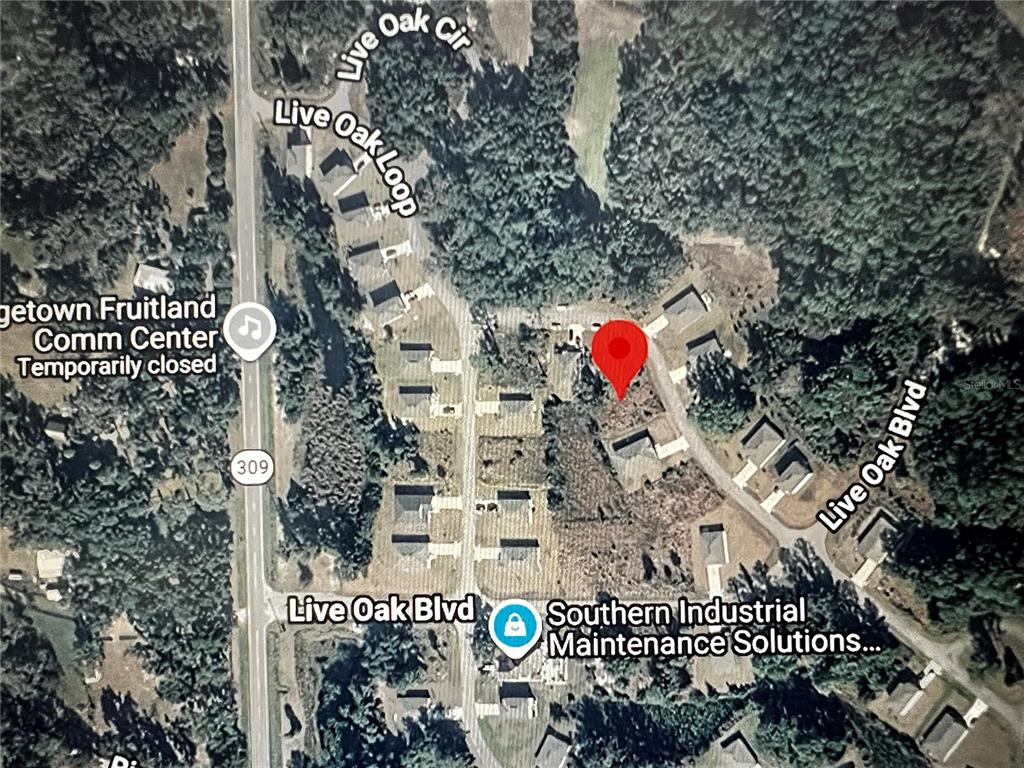 260 Live Oak Loop Crescent City, FL 32112 - Photo 2 of 18