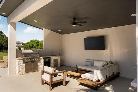 $1,450,000 | 524 Francis Court, Liberty Hill, TX 78642