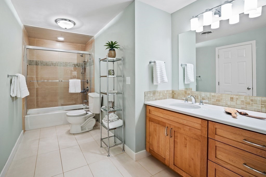 166 York Road Mansfield, MA 02048 - Photo 27 of 34 Gallery Image 27