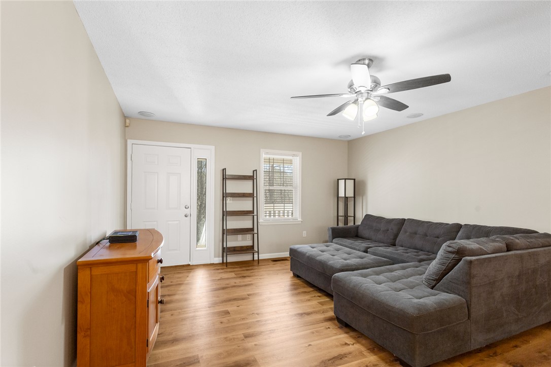 324 Fox Run Road Walhalla, SC 29691 - Photo 12 of 48