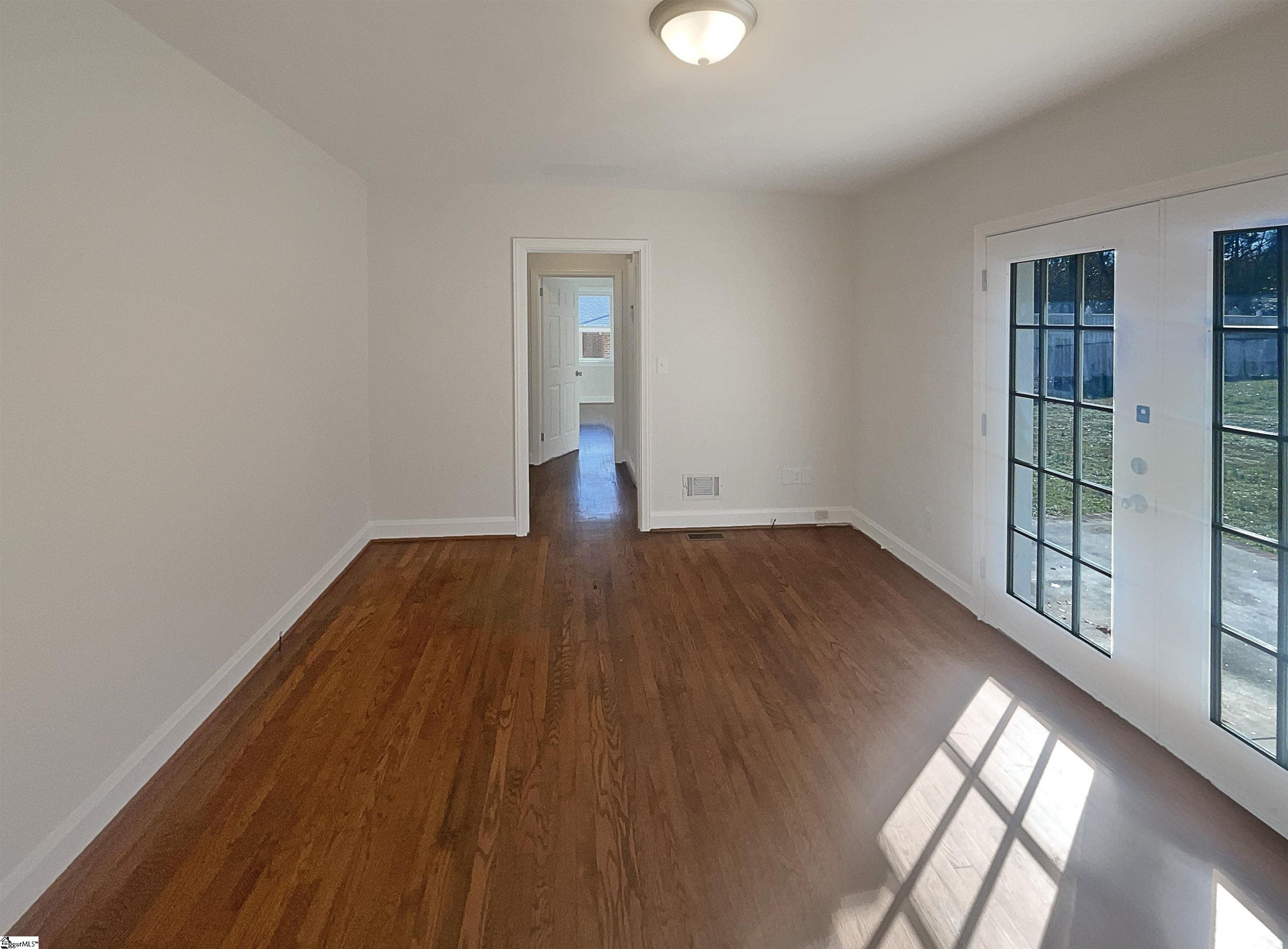 137 Batesview Drive Greenville, SC 29607 - Photo 11 of 21 Gallery Image 11