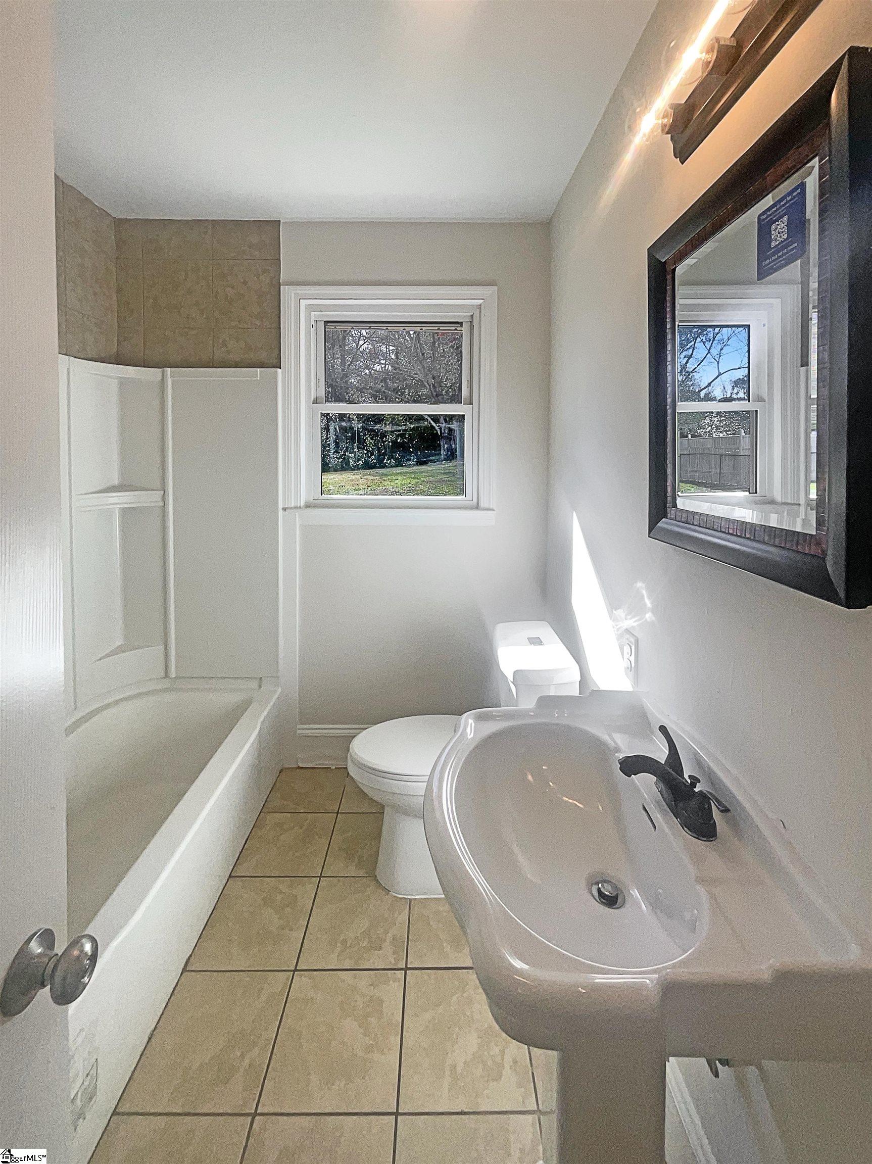 137 Batesview Drive Greenville, SC 29607 - Photo 13 of 21 Gallery Image 13