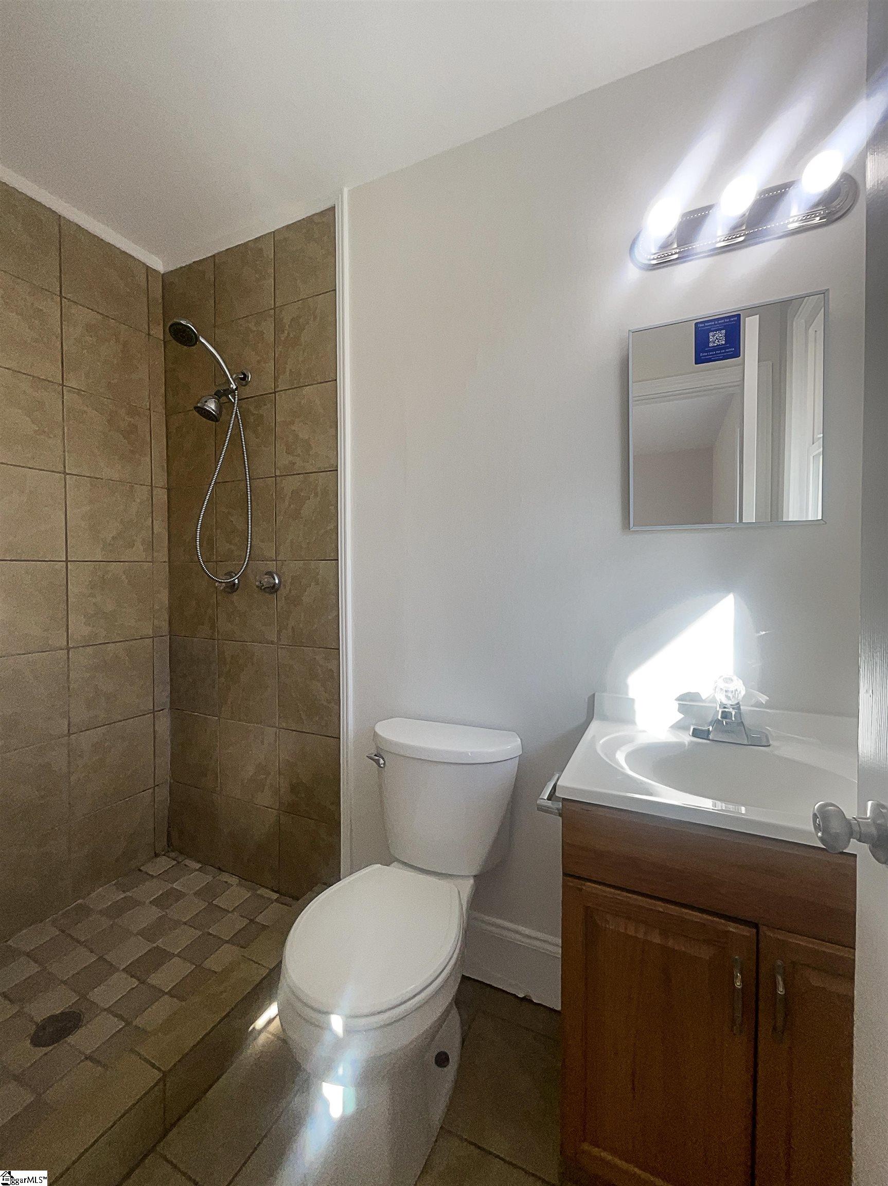 137 Batesview Drive Greenville, SC 29607 - Photo 7 of 21 Gallery Image 7