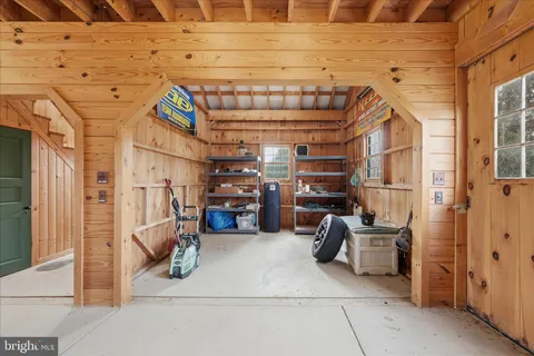 $2,899,000 | 16076 Berlin Turnpike, Purcellville, VA 20132