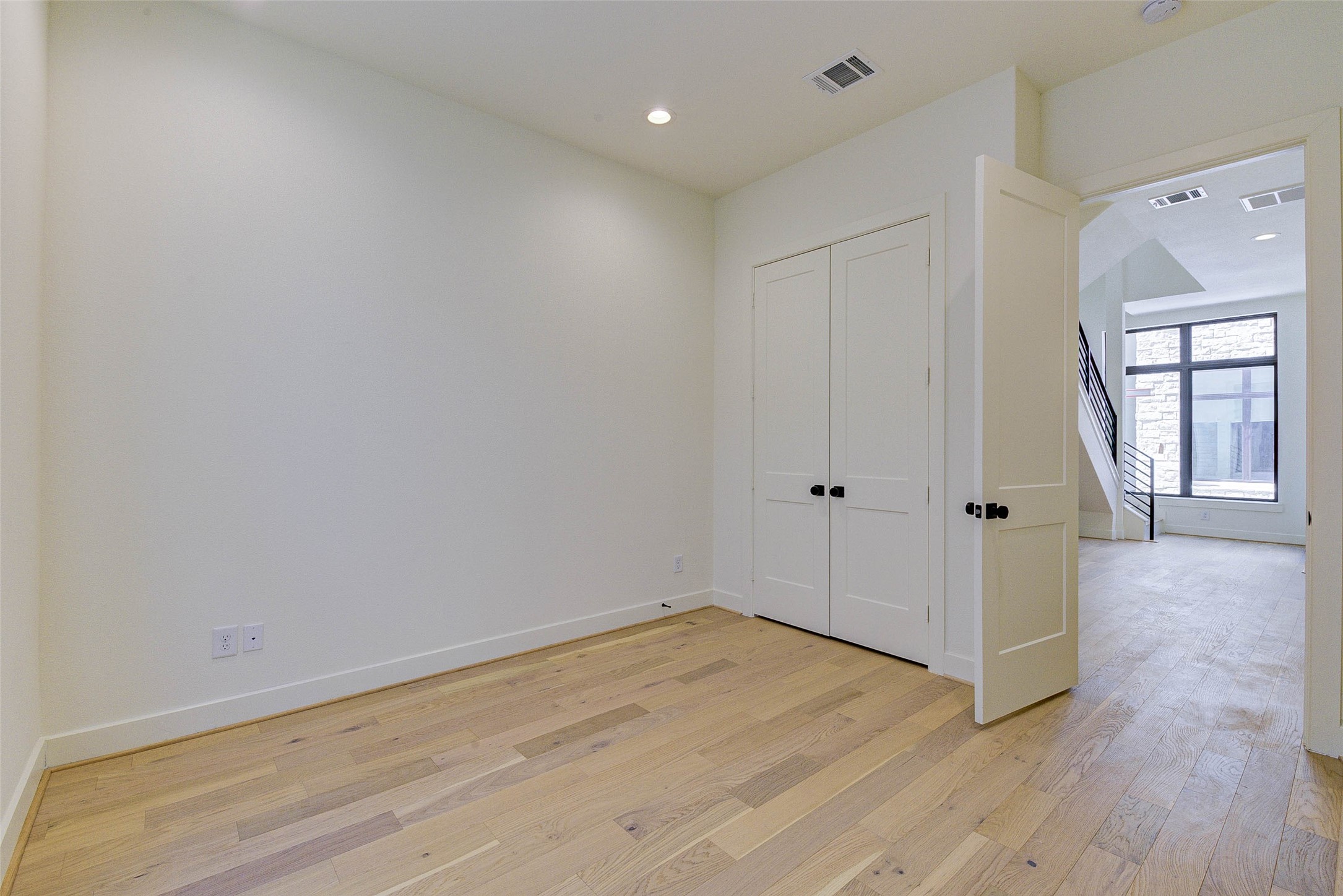 1803 Dunlavy Street Houston, TX 77006 - Photo 7 of 35 a view of a livingroom with wooden floor