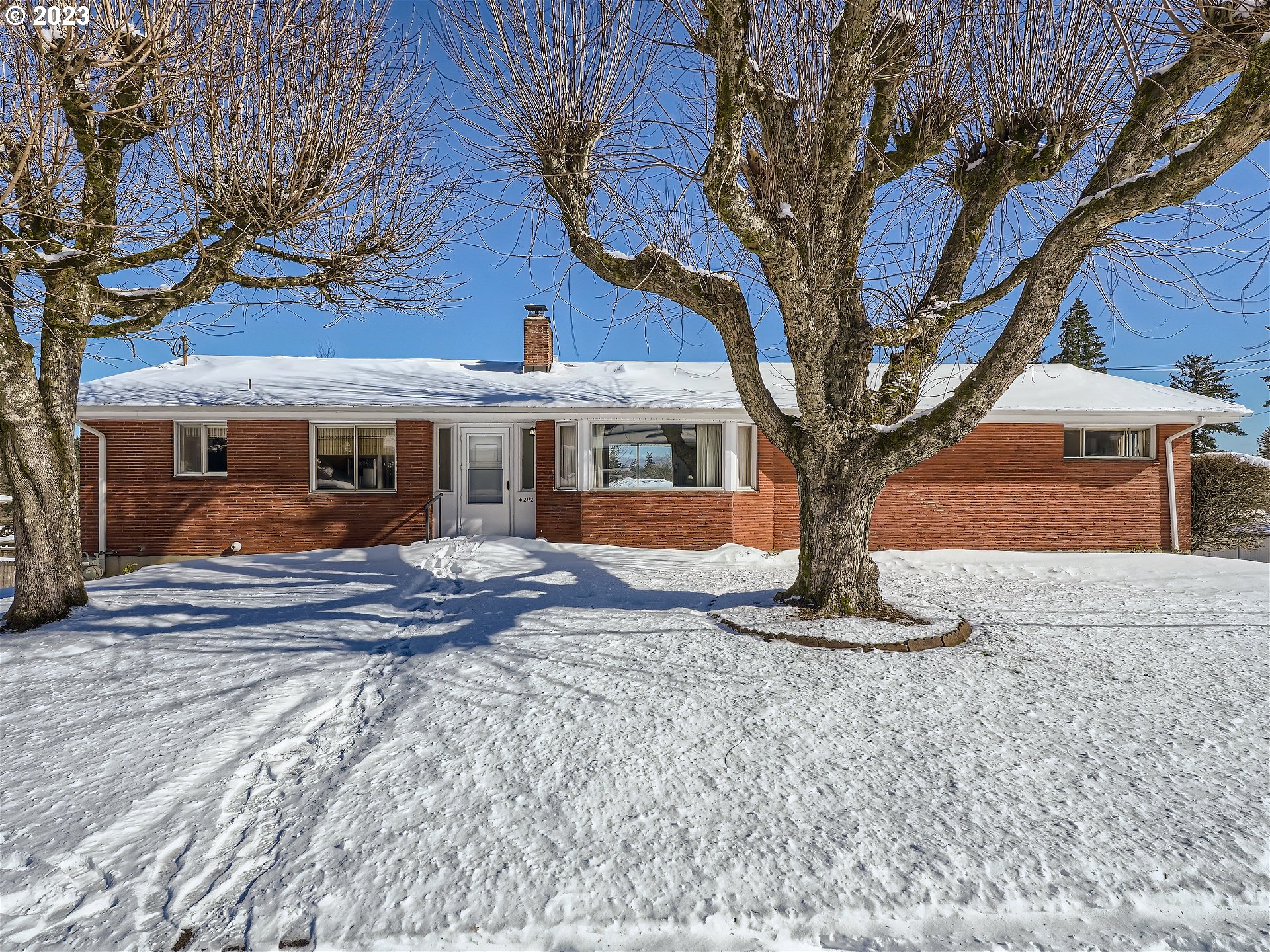 2112 Division Street Camas, WA 98607 - Photo 1 of 32 Gallery Image 1
