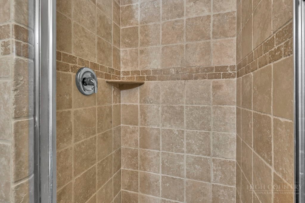 233 Cherry Drive Boone, NC 28607 - Photo 10 of 20 a bathroom with a shower