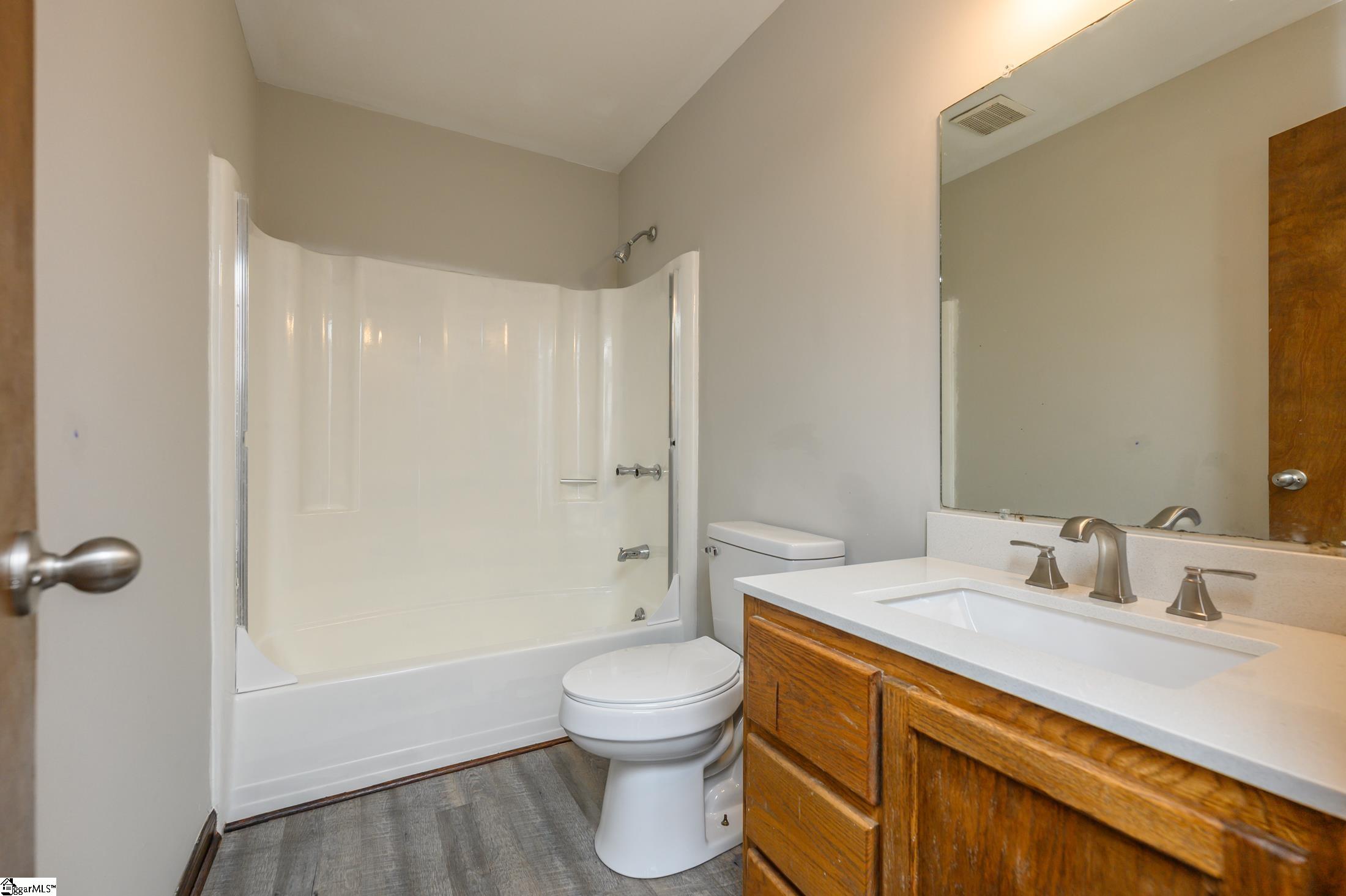 211 Brookside Drive Duncan, SC 29334 - Photo 10 of 21