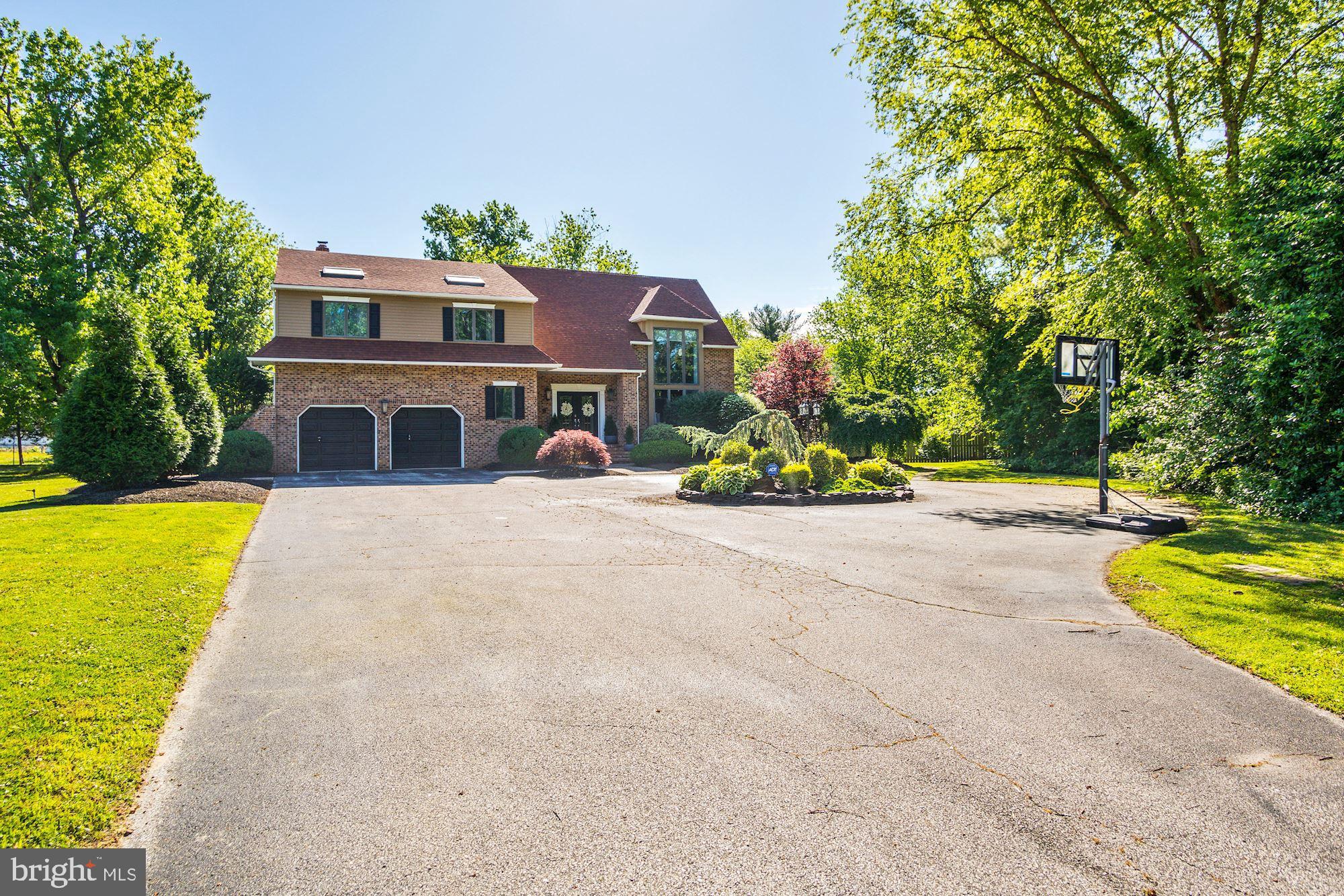 276 Greentree Road Sewell, NJ 08080 - Photo 3 of 63 Private Entrance