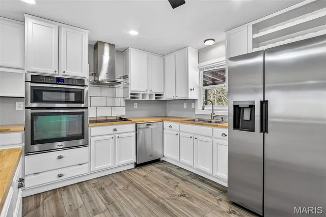 $285,000 | 19901 Gore Road, Ste. Genevieve, MO 63670