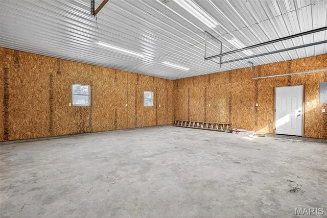 $285,000 | 19901 Gore Road, Ste. Genevieve, MO 63670