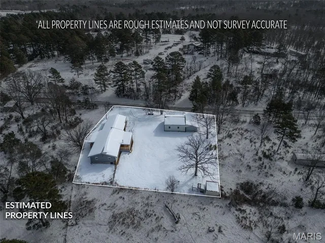 $285,000 | 19901 Gore Road, Ste. Genevieve, MO 63670