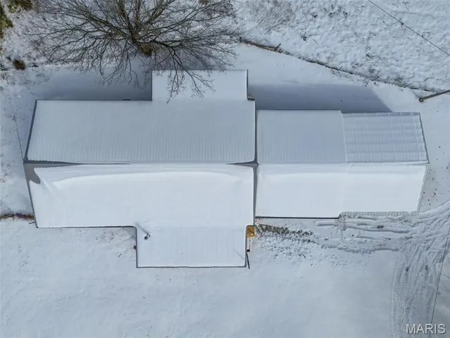 $285,000 | 19901 Gore Road, Ste. Genevieve, MO 63670