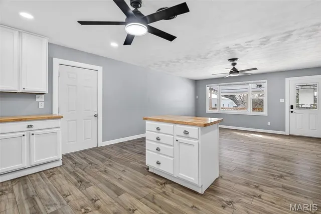 $285,000 | 19901 Gore Road, Ste. Genevieve, MO 63670