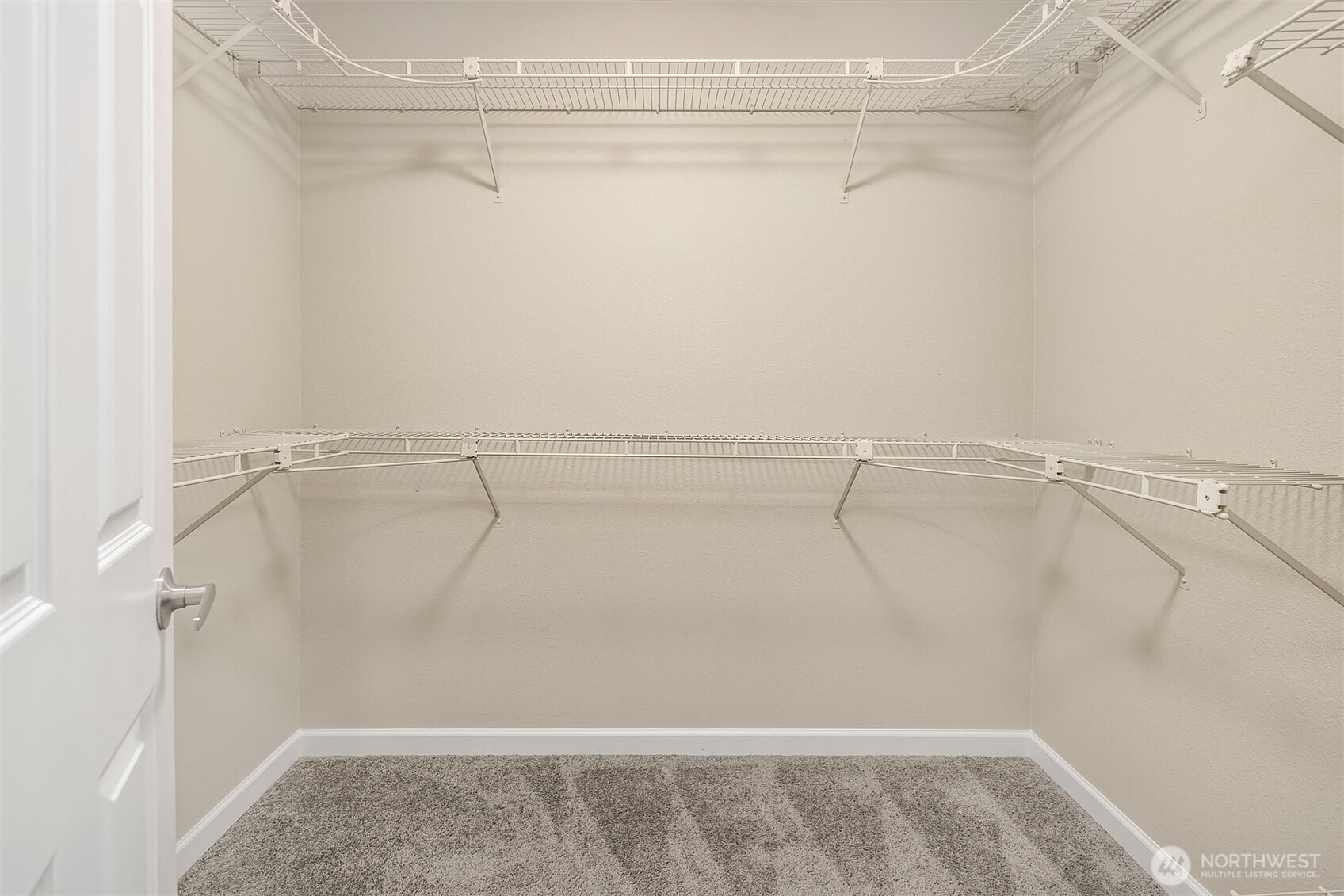 7250 Old Redmond Road, Unit C111 Redmond, WA 98052 - Photo 22 of 39 a view of a room