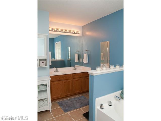 6785 Rangecrest Road Belews Creek, NC 27009 - Photo 8 of 16 Master Bath/Spa.