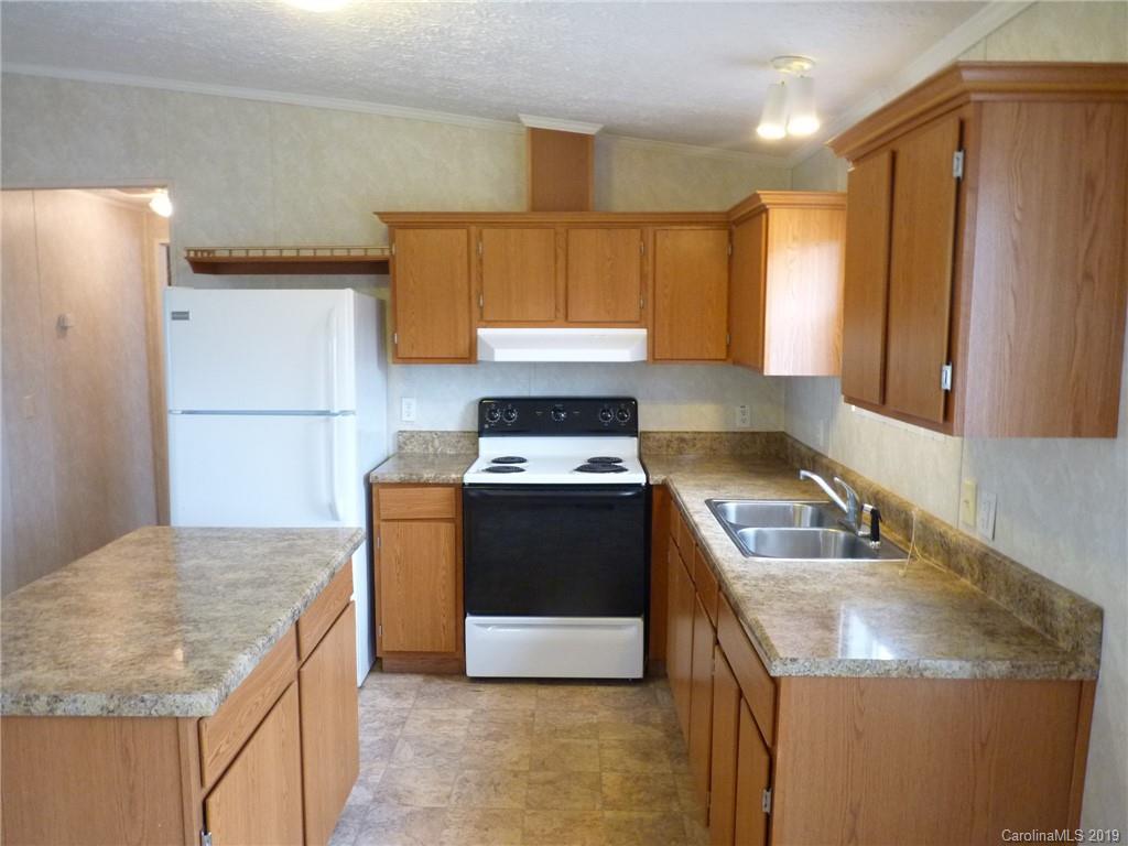 390 Kinder Road Harmony, NC 28634 - Photo 8 of 43 Gallery Image 8