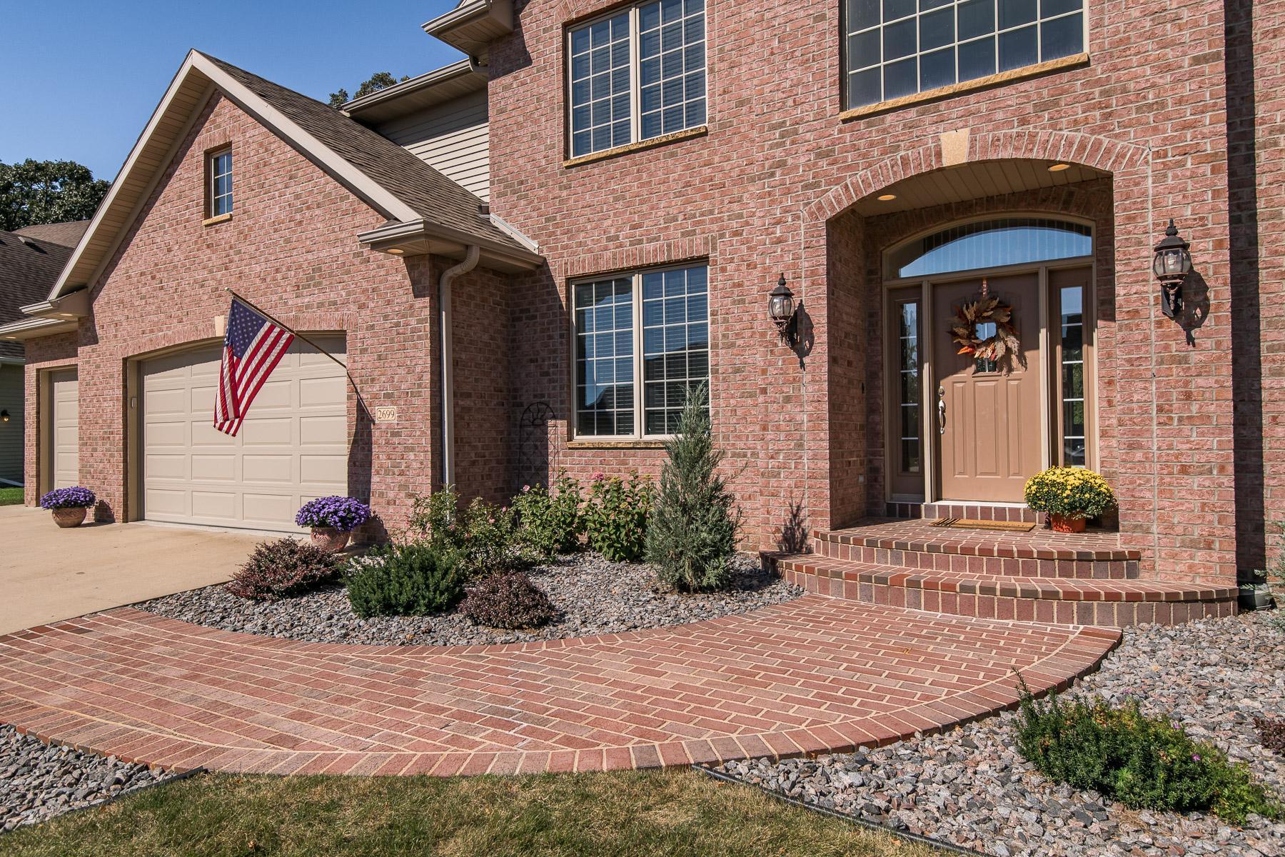 2699 Braeburn Lane Southwest Rochester, MN 55902 - Photo 2 of 62