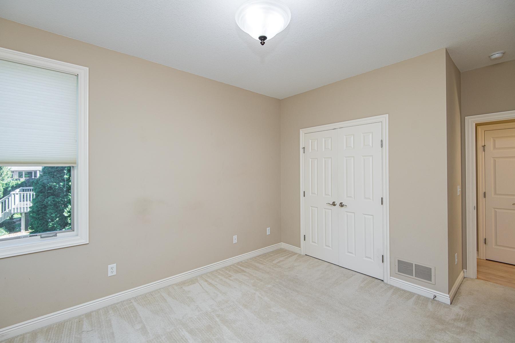2699 Braeburn Lane Southwest Rochester, MN 55902 - Photo 21 of 62