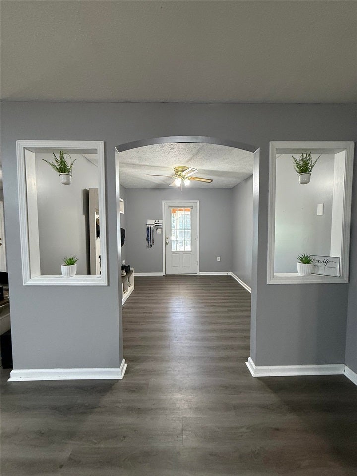 4566 Rochester Road Morgantown, KY 42261 - Photo 4 of 56 Gallery Image 4