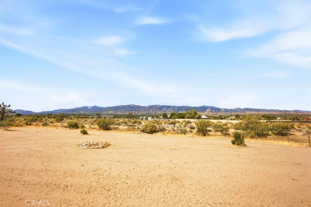 1397 Sierra Road Pinon Hills, CA 92372 - Photo 41 of 49