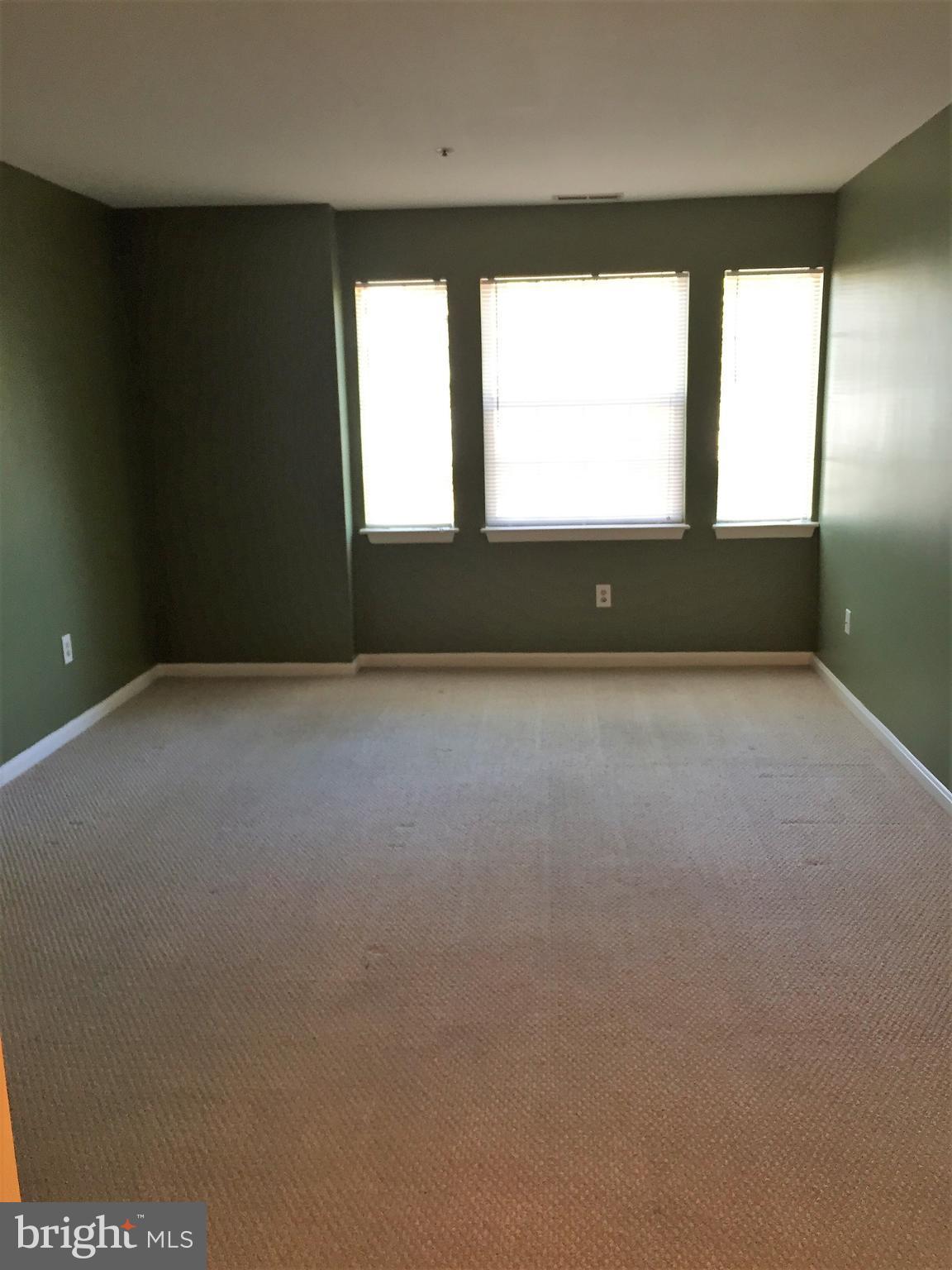 8341 Montgomery Run Road, Unit H Ellicott City, MD 21043 - Photo 10 of 16 Bedroom (Master)