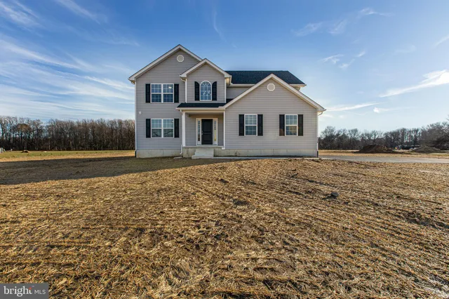 $615,000 | 719 West Evens Road, Viola, DE 19979