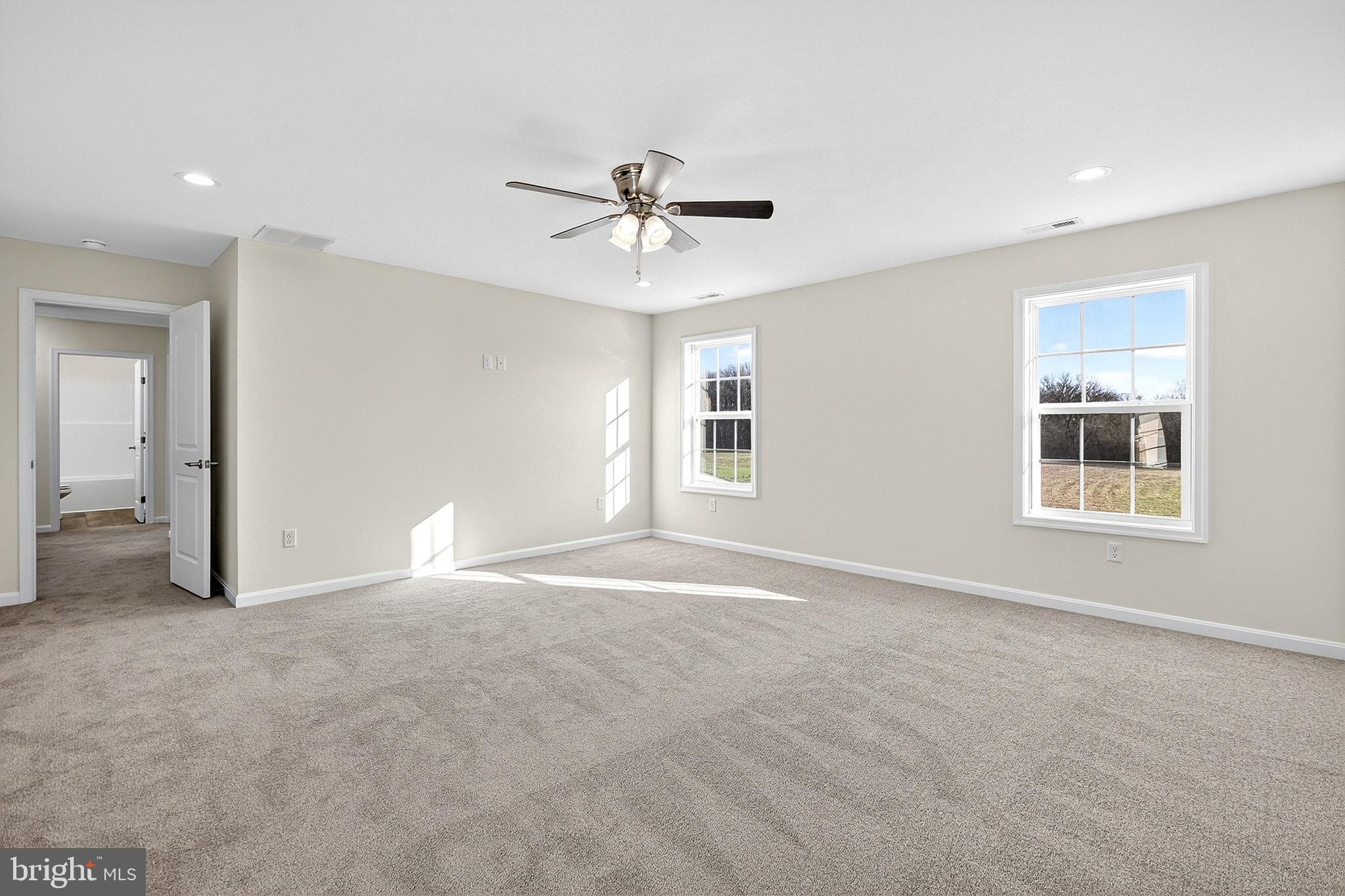 719 West Evens Road Viola, DE 19979 - Photo 38 of 65 an empty room with windows and fan