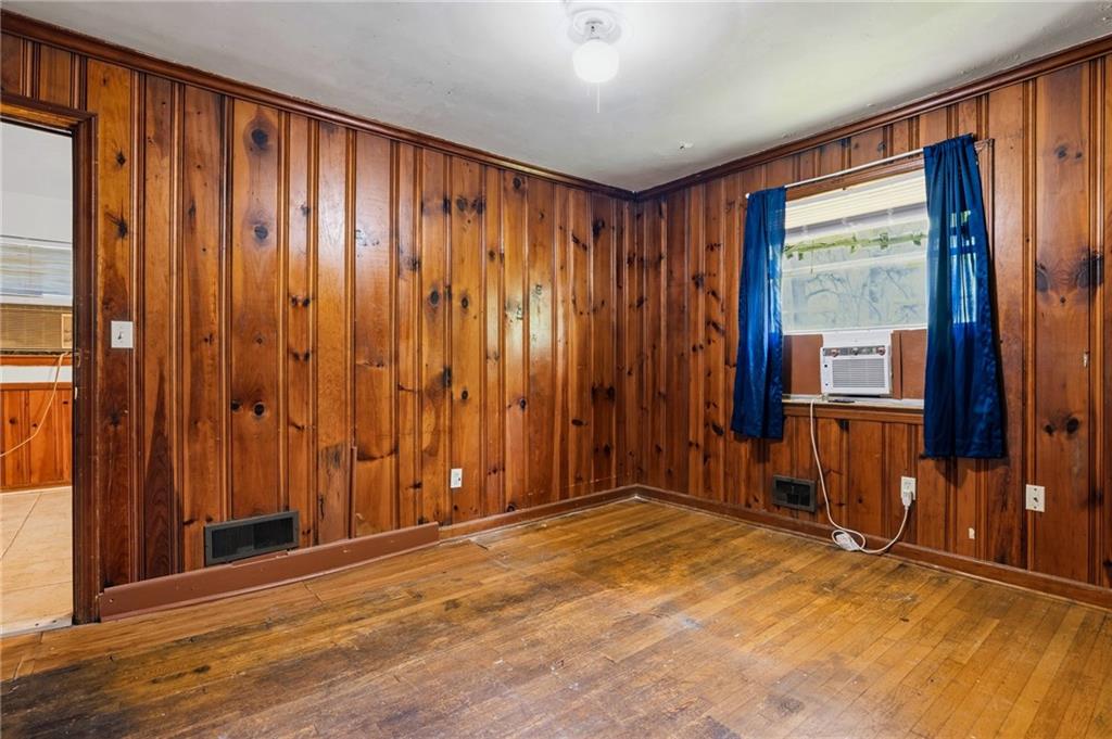 1949 Capri Drive Decatur, GA 30032 - Photo 15 of 17
