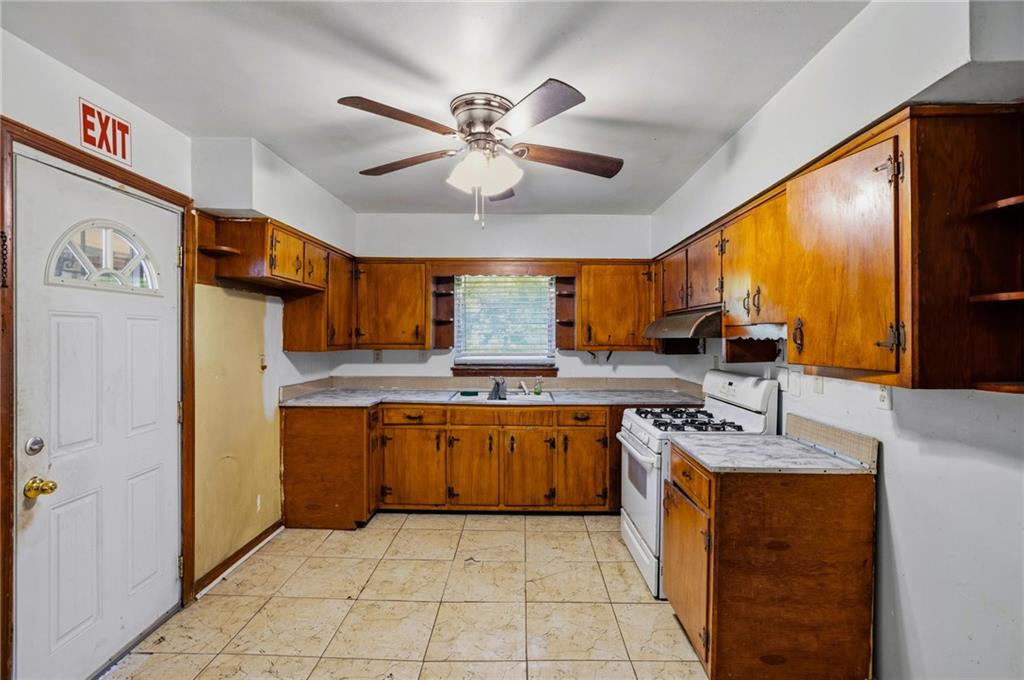 1949 Capri Drive Decatur, GA 30032 - Photo 7 of 17