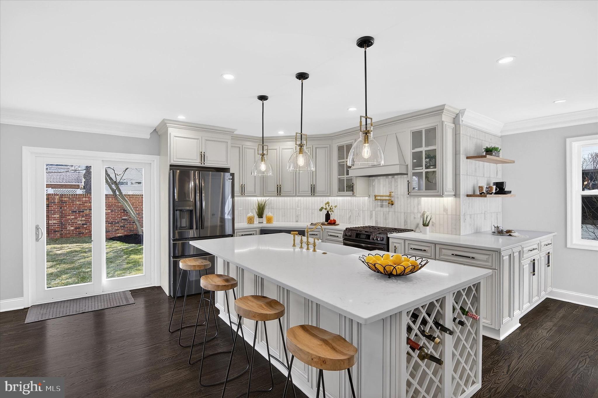 1607 North Glebe Road Arlington, VA 22207 - Photo 12 of 45 Kitchen