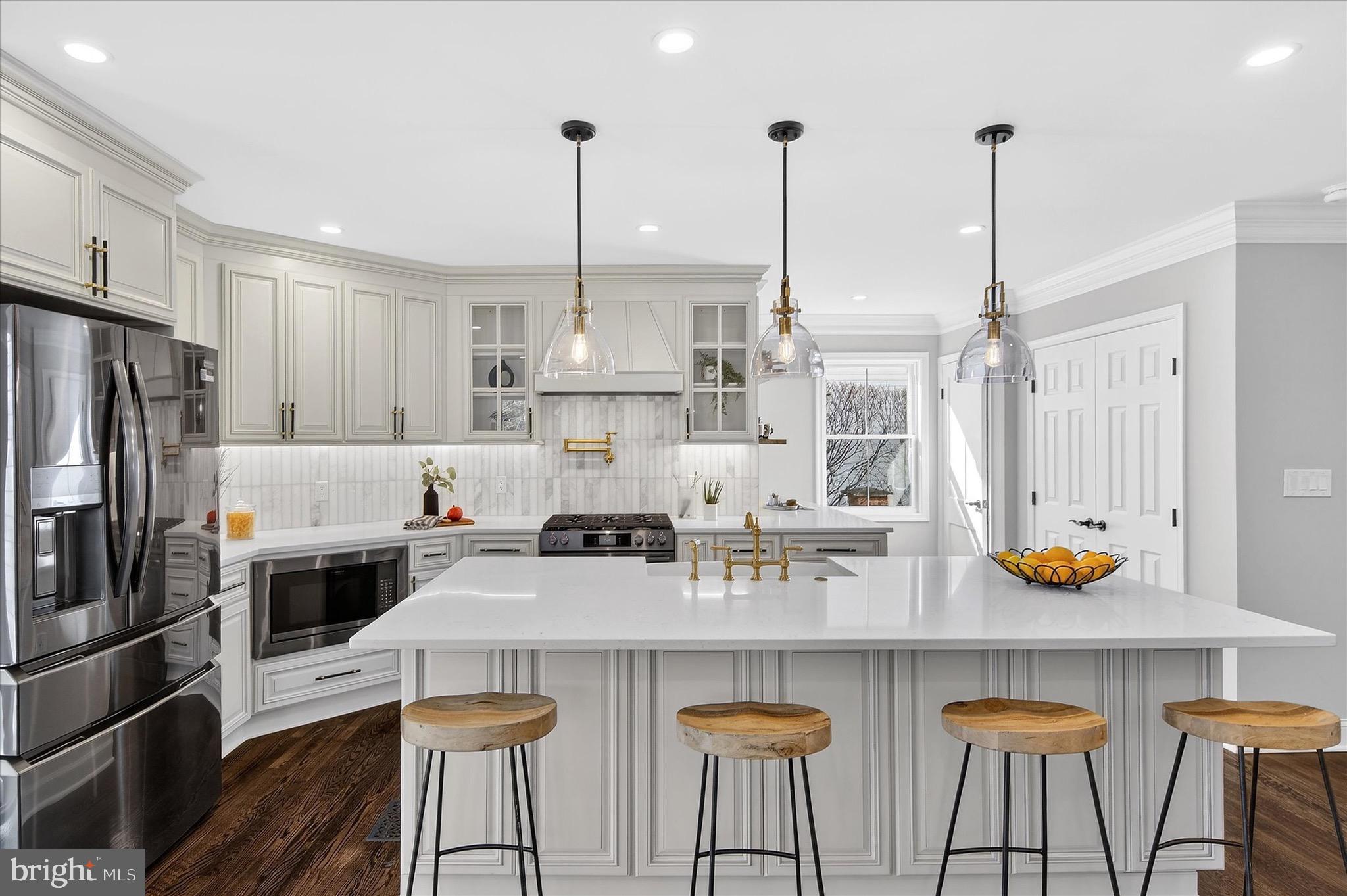 1607 North Glebe Road Arlington, VA 22207 - Photo 14 of 45 Kitchen