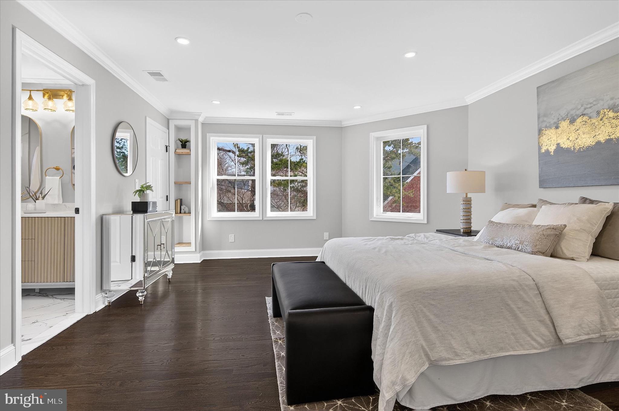 1607 North Glebe Road Arlington, VA 22207 - Photo 18 of 45 Master bedroom