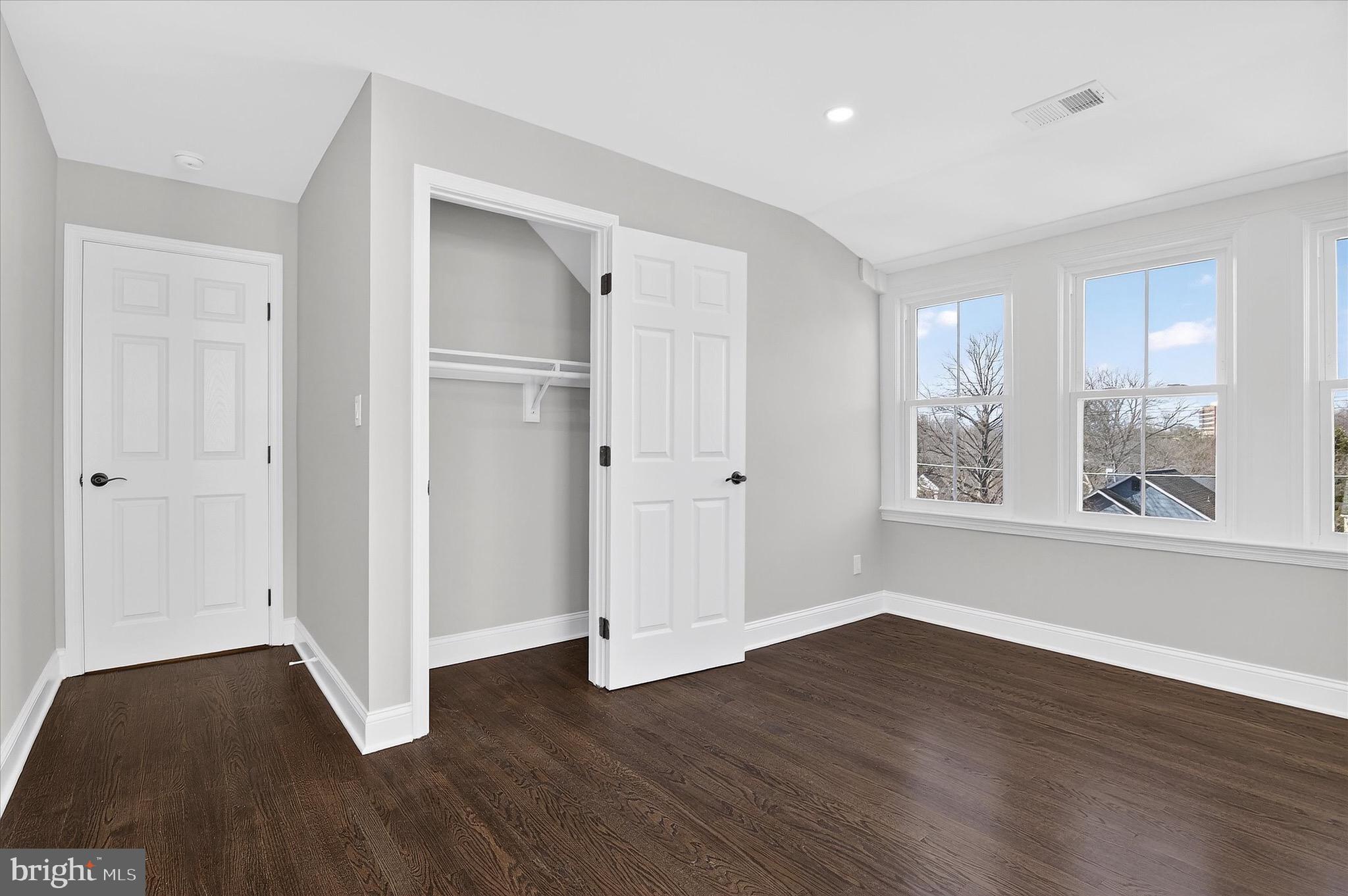 1607 North Glebe Road Arlington, VA 22207 - Photo 24 of 45 Bedroom 2