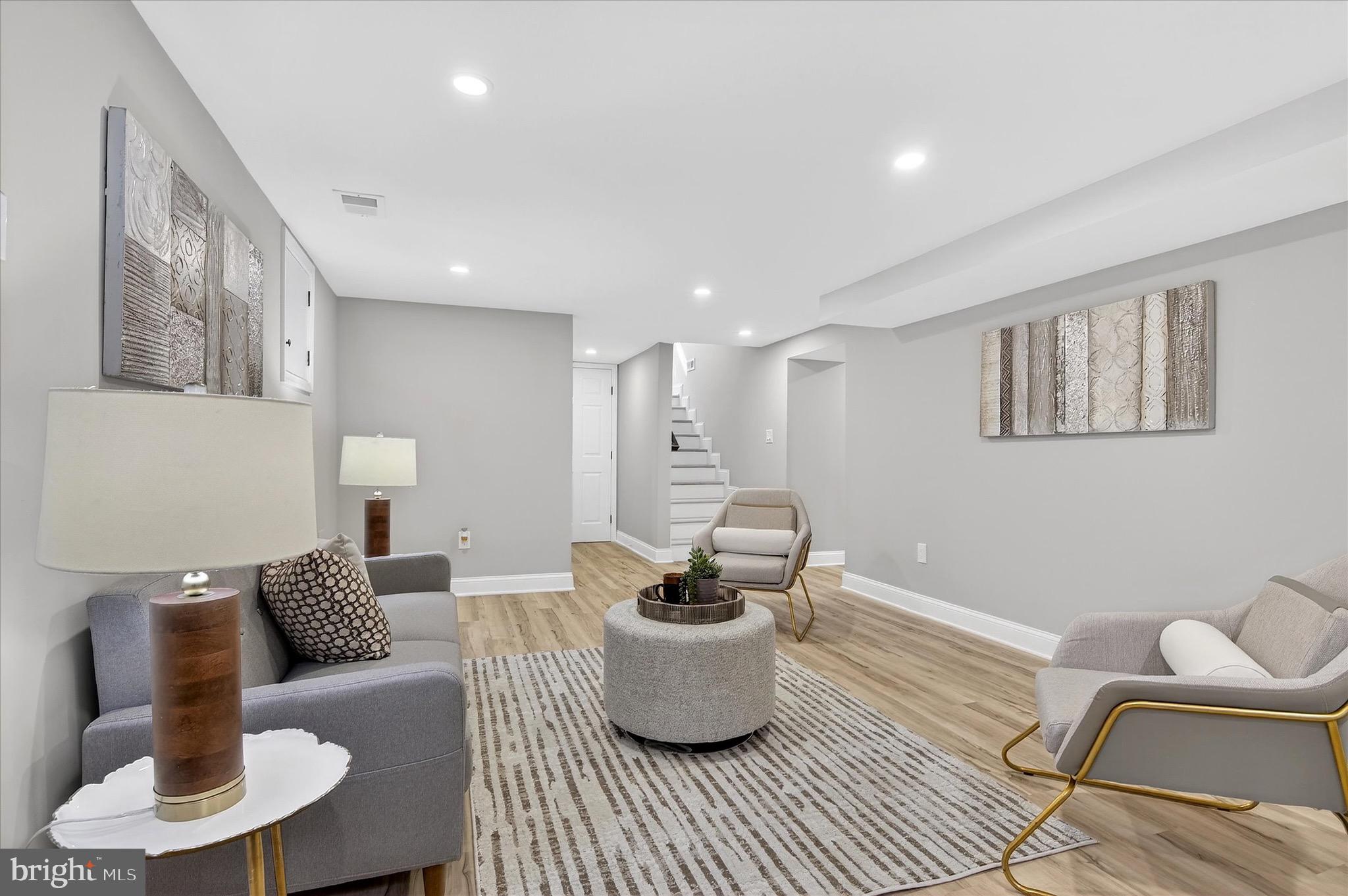 1607 North Glebe Road Arlington, VA 22207 - Photo 32 of 45 Recreation room