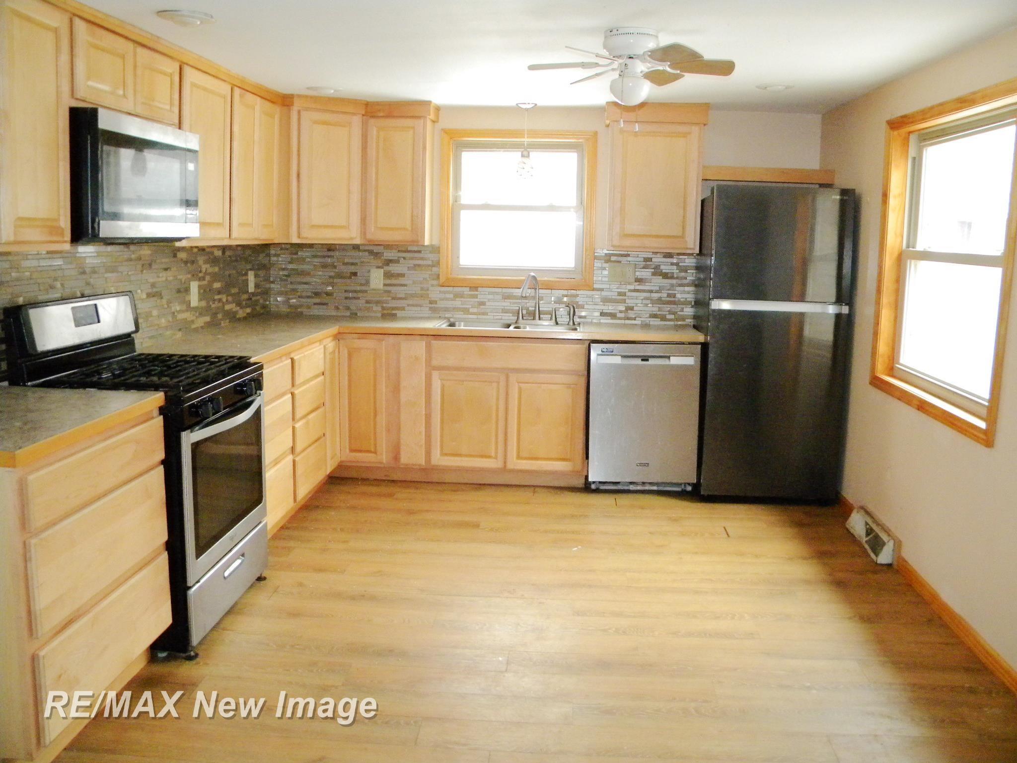1104 East Burt Road Burt, MI 48417 - Photo 5 of 25