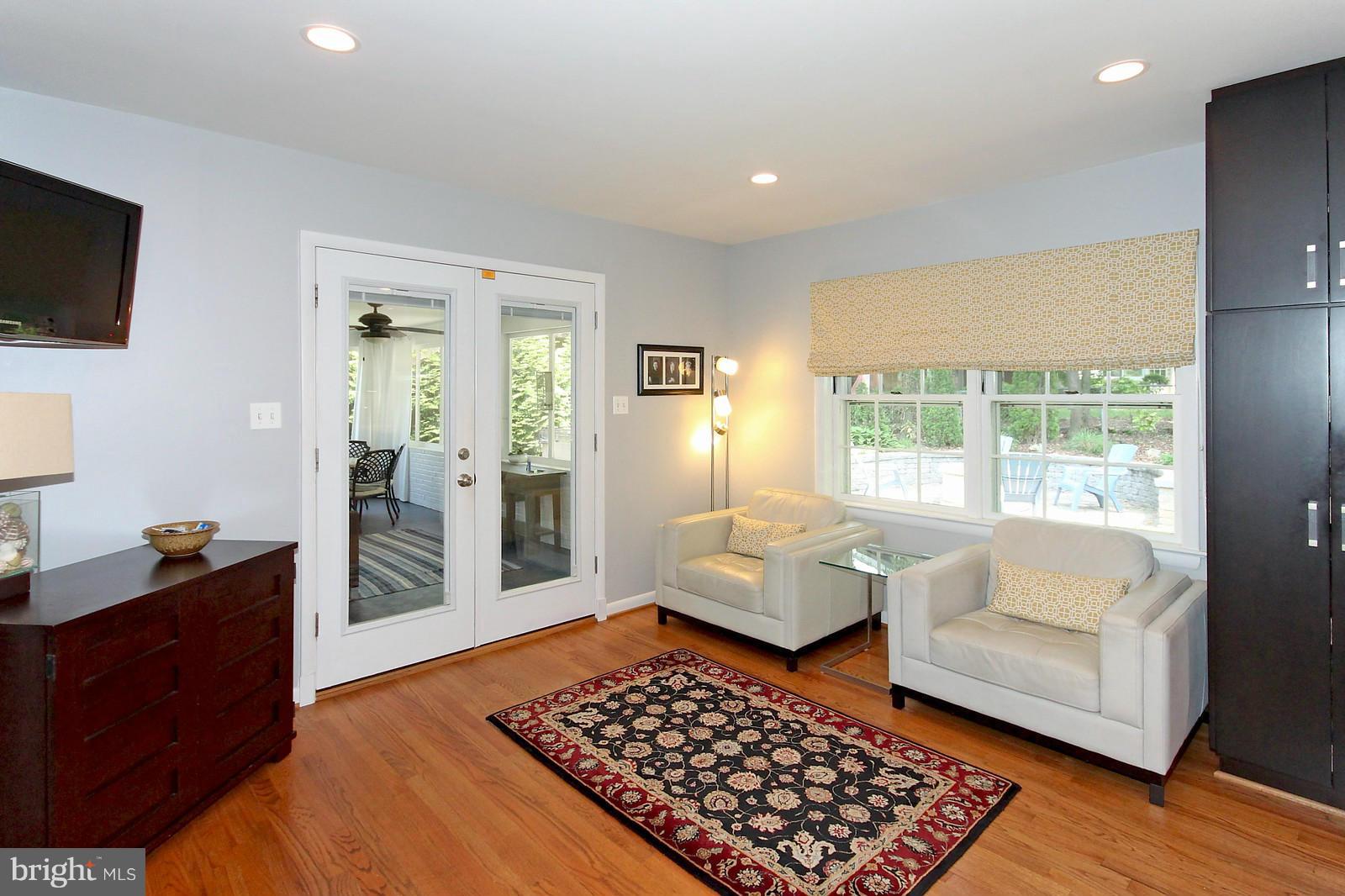 9919 Old Spring Road Kensington, MD 20895 - Photo 10 of 26 Family Room