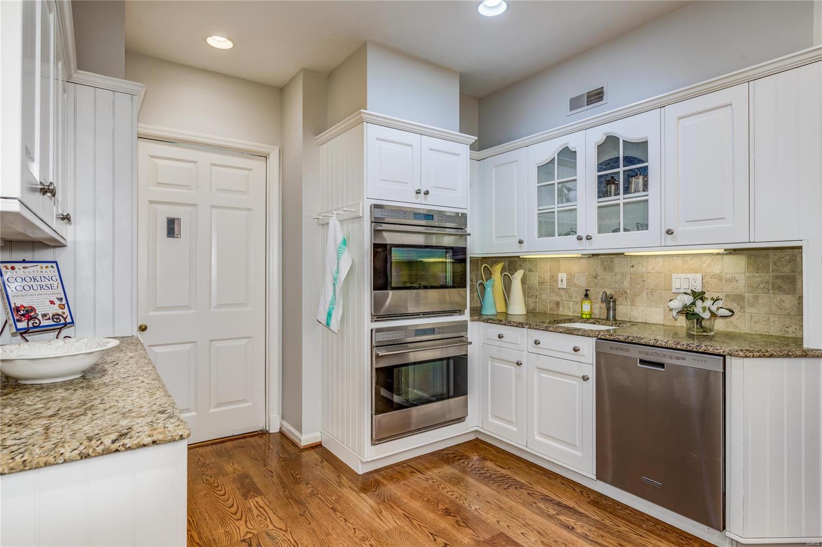 10 Edgewood Road St. Louis, MO 63124 - Photo 26 of 67 Gallery Image 26